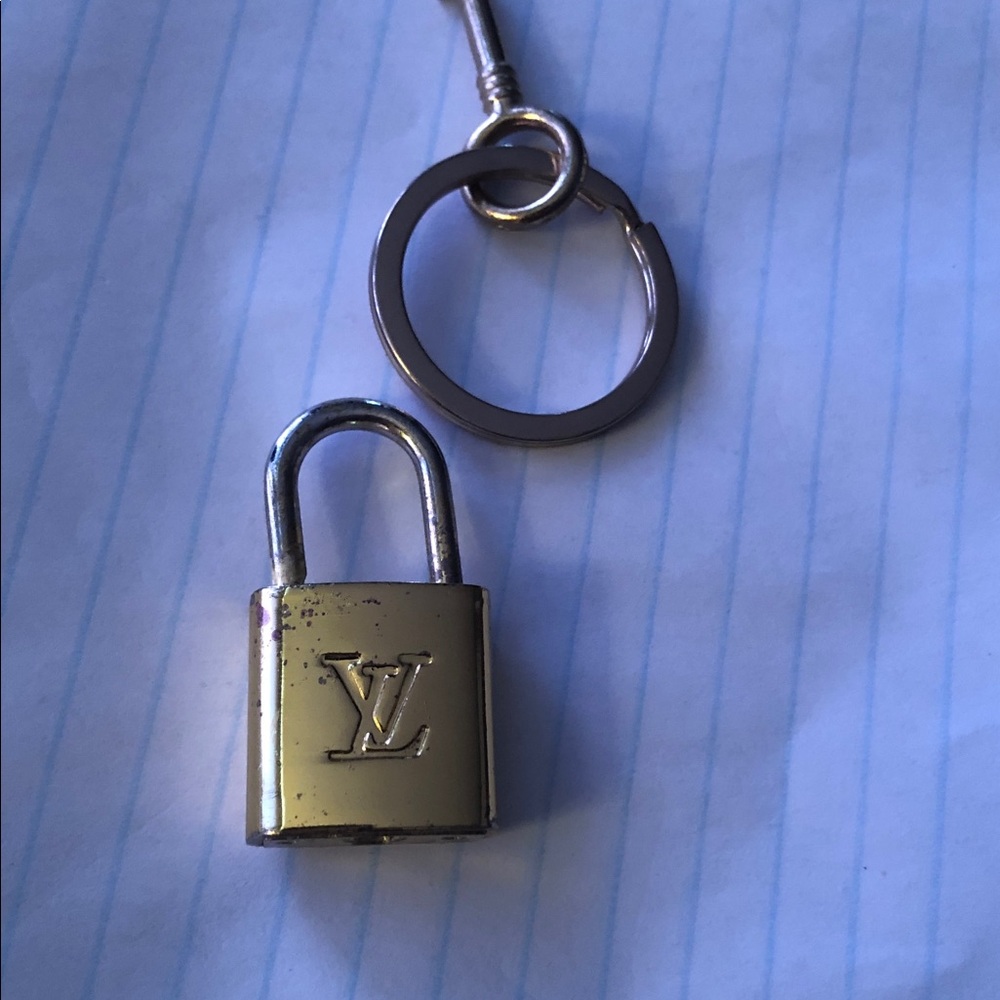 Louis Vuitton Gold Padlock and Key Keychain Set - Picture 4 of 9